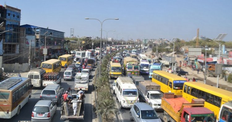 कोटेश्वर, सातदोबाटो र एकान्तकुनामा फ्लाईओभर र अन्डरपास बनाइने, काठमाडौंका ४४ स्थानमा स्मार्ट ट्राफिक लाइट राखिने